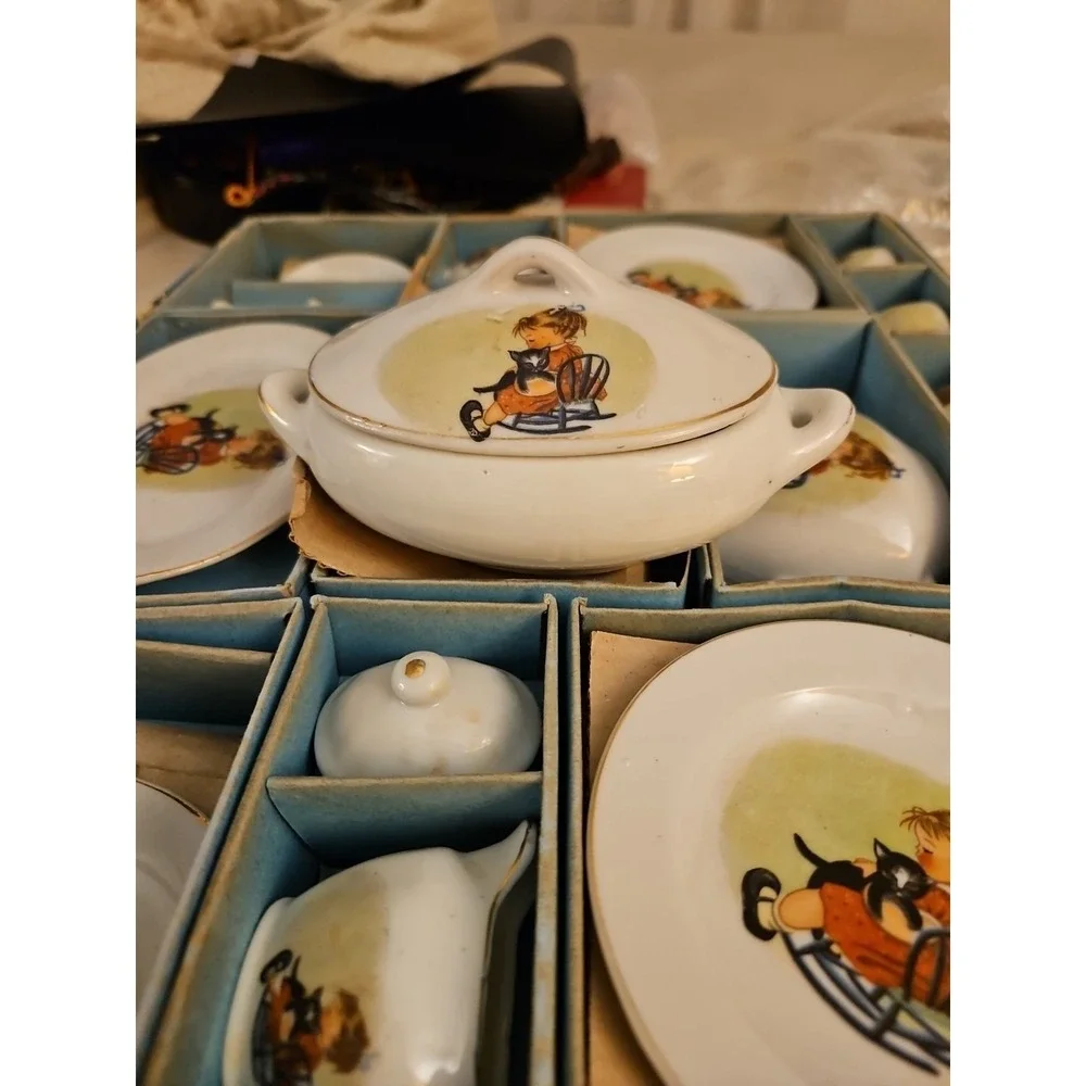 Vintage Childs‎ Porcelain Tea Set / KRESS #U7469B